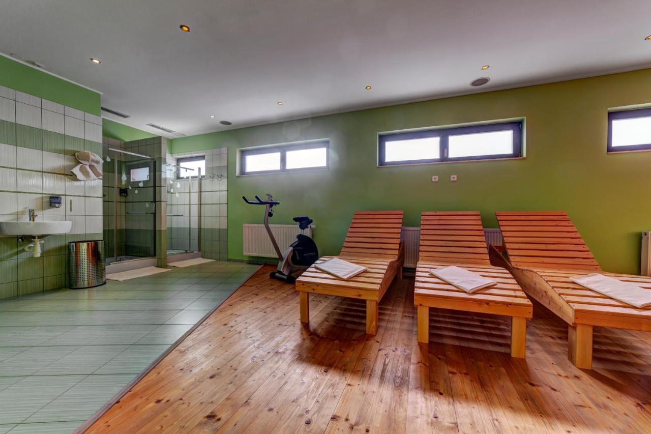 Apartmanovy Dom Slniecko Žiar Exterior foto