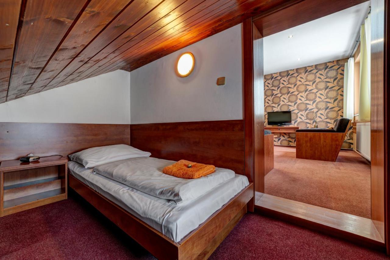 Apartmanovy Dom Slniecko Žiar Exterior foto