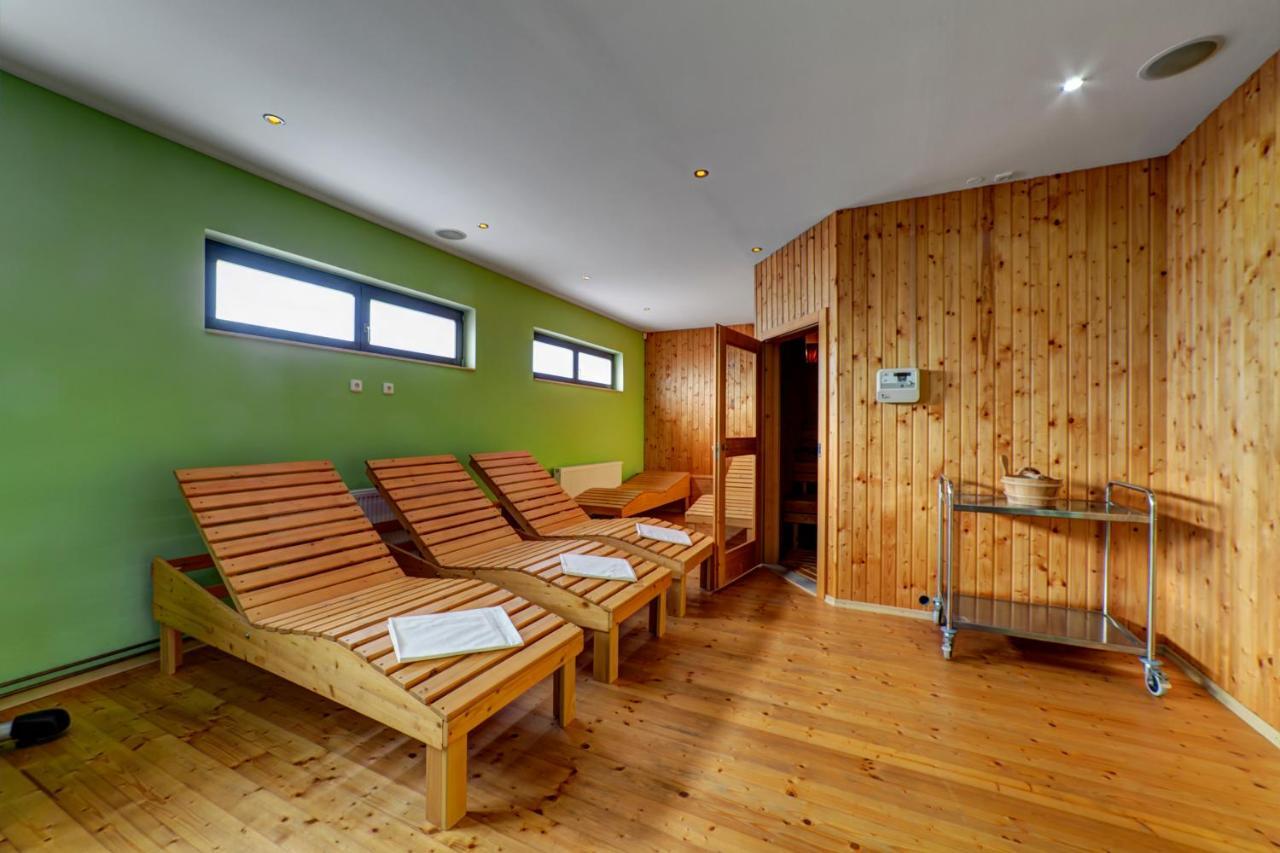 Apartmanovy Dom Slniecko Žiar Exterior foto
