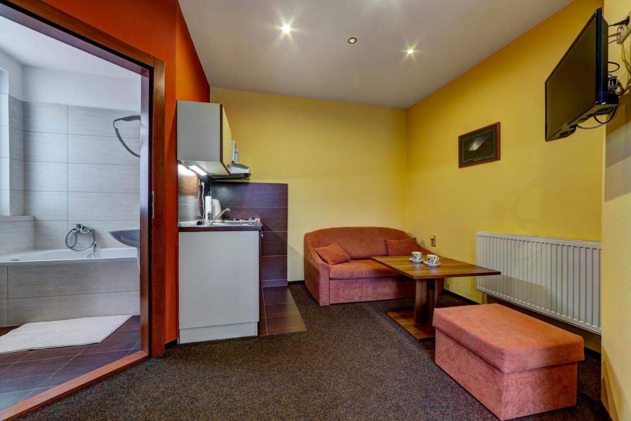 Apartmanovy Dom Slniecko Žiar Exterior foto